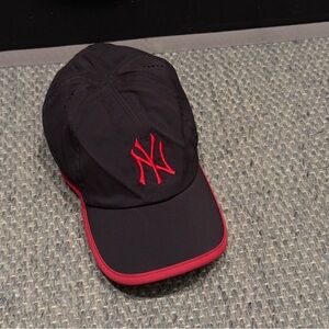 ‘47 Brand NY Yankees Black Cap with Red Trim One Size Fits All
